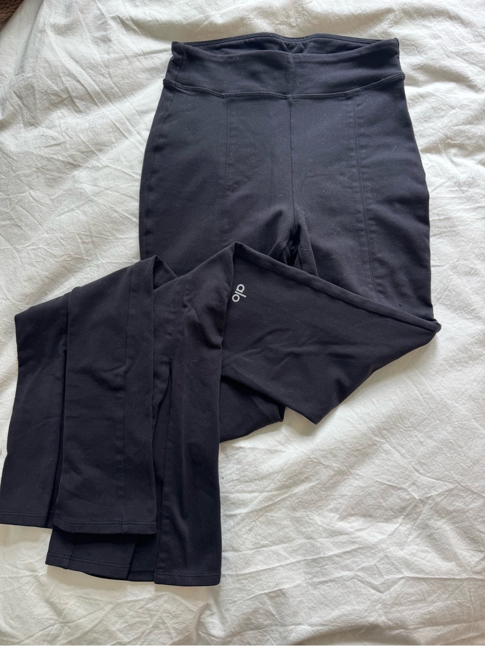 ALO Yoga High-Waist Black yoga pants